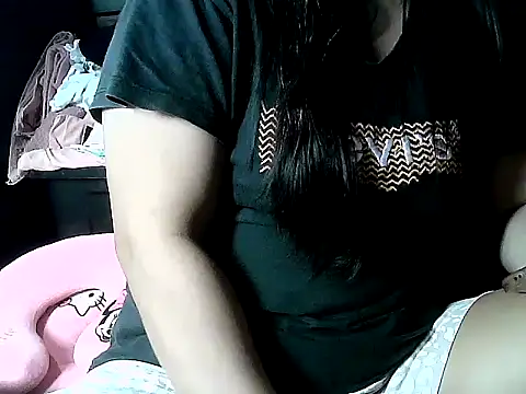 XbighotbootyX online show from 10.01.25