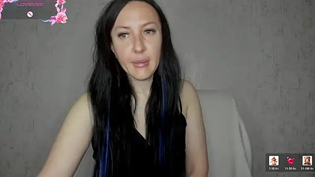 Snapshot of MissGulia chatting on 05.15.26 MissGulia online show from 05.15.26