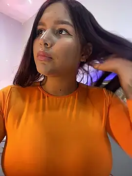 Snapshot of Fancyxlove chatting on 01.15.25 Fancyxlove online show from 01.15.25