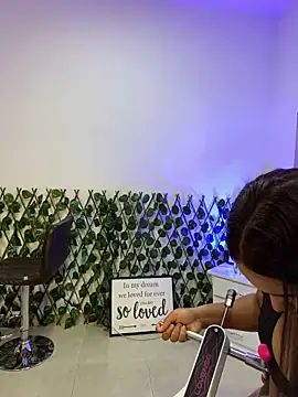 Snapshot of Fancyxlove chatting on 03.05.25 Fancyxlove online show from 03.05.25