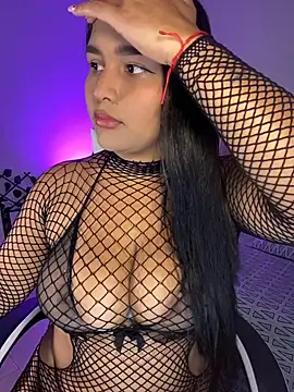 Snapshot of Fancyxlove chatting on 10.02.25 Fancyxlove online show from 10.02.25