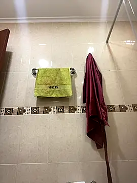 Snapshot of Fancyxlove chatting on 10.23.25 Fancyxlove online show from 10.23.25