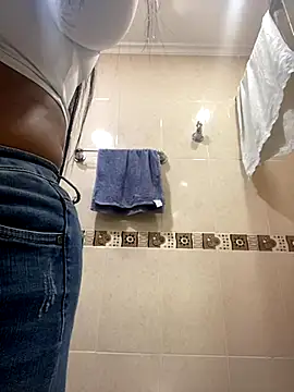 Snapshot of Fancyxlove chatting on 11.10.25 Fancyxlove online show from 11.10.25