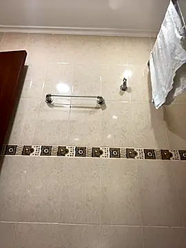 Snapshot of Fancyxlove chatting on 11.18.25 Fancyxlove online show from 11.18.25