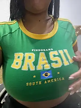 Snapshot of Fancyxlove chatting on 11.29.25 Fancyxlove online show from 11.29.25