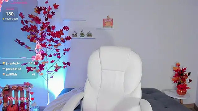 SophieHunt online show from 02.04.25