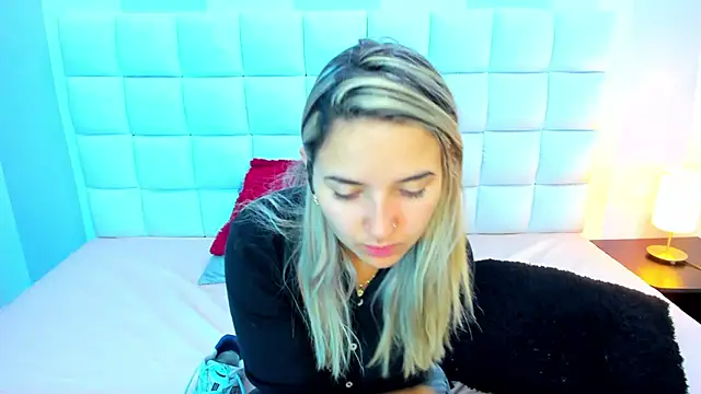 teresasroom  online show from 03.17.25