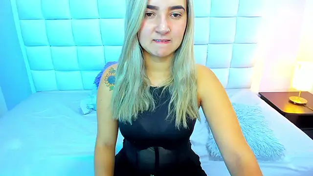 teresasroom  online show from 09.11.25