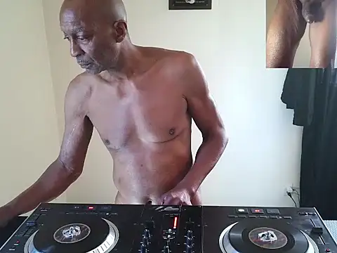 longdick4you8686 online show from 06.20.26