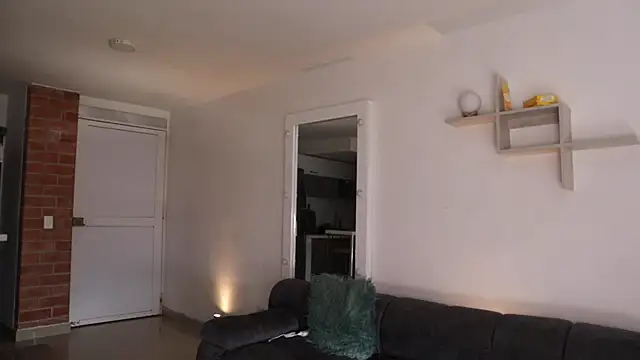  Vahos  online show from 10.12.25