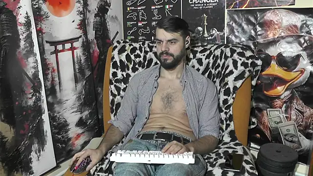 Snapshot of 00george chatting on 01.14.26 00george online show from 01.14.26