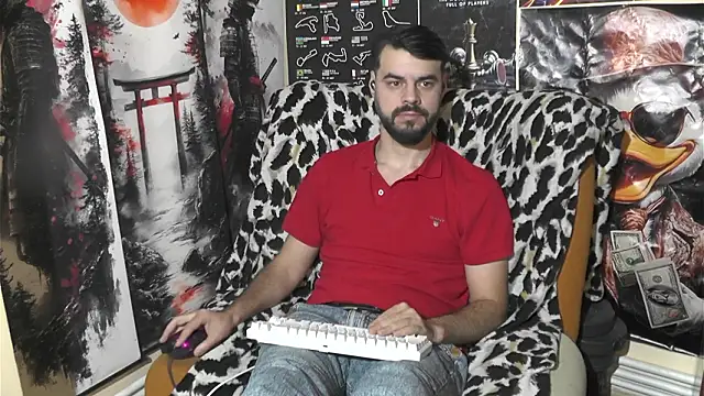 Snapshot of 00george chatting on 02.02.26 00george online show from 02.02.26