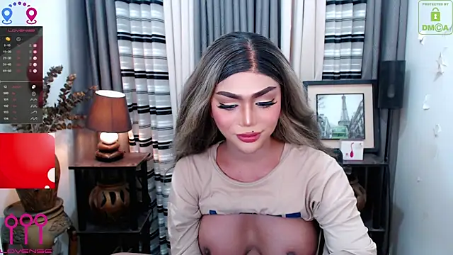 Snapshot of Fantacyoflove chatting on 01.18.26 Fantacyoflove online show from 01.18.26