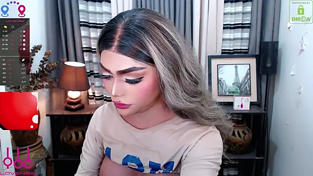 Snapshot of Fantacyoflove chatting on 01.19.26 Fantacyoflove online show from 01.19.26