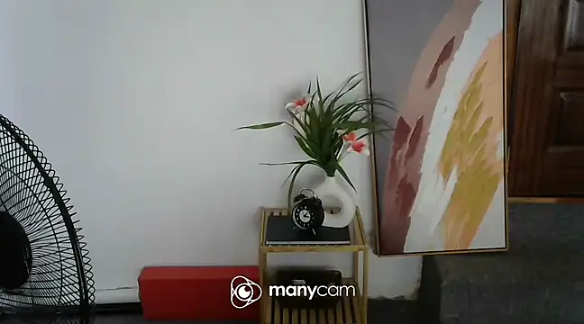 Snapshot of missytrig chatting on 02.21.25 missytrig online show from 02.21.25