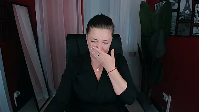 AnaMills online show from 09.16.25