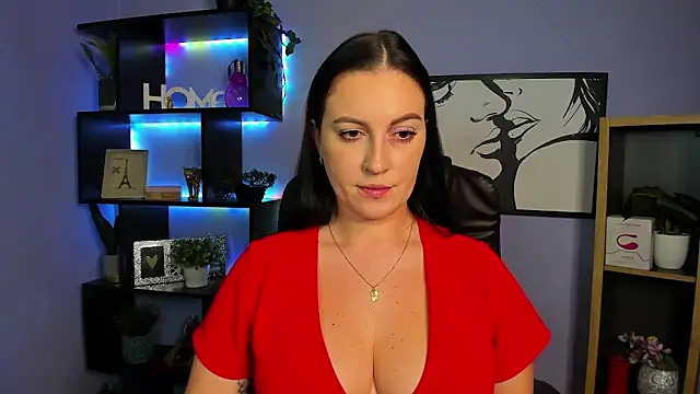 Snapshot of FUN_AMI chatting on 02.13.25 FUN AMI online show from 02.13.25