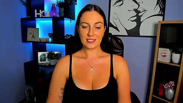 Snapshot of FUN_AMI chatting on 11.06.25 FUN AMI online show from 11.06.25