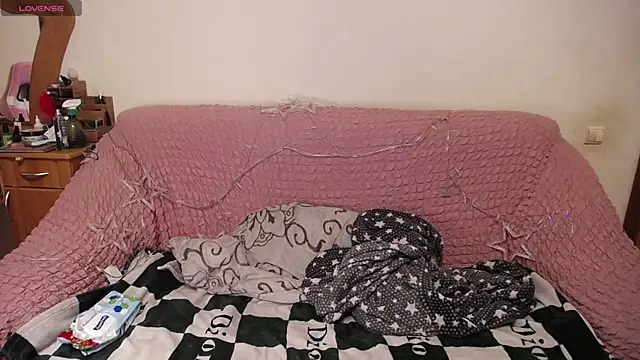 Wings of A Butterfly online show from 02.21.25