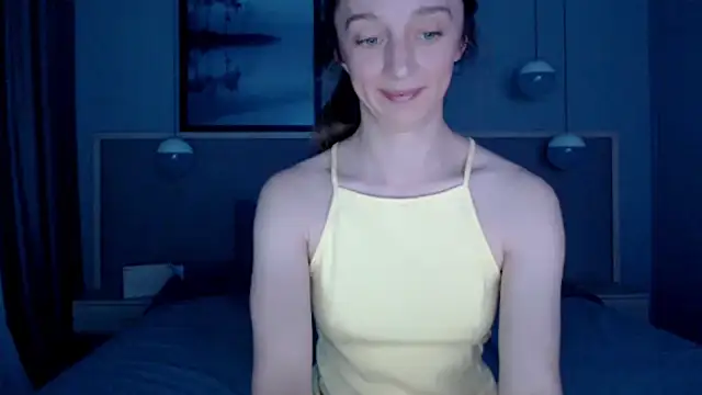 ShySchoolGirl online show from 09.14.25