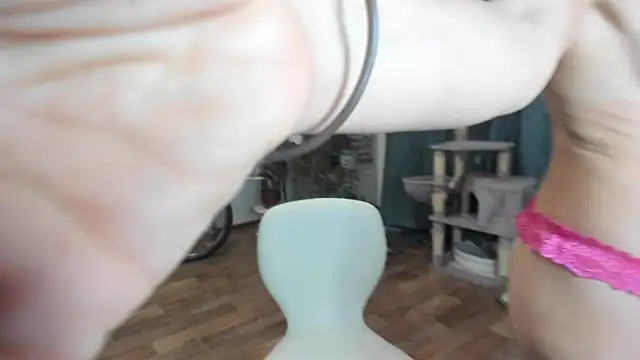 Constancia pure online show from 12.05.24