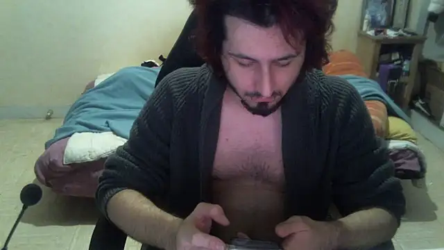 Snapshot of kevinmillas chatting on 12.17.24 kevinmillas online show from 12.17.24