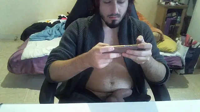 Snapshot of kevinmillas chatting on 12.19.24 kevinmillas online show from 12.19.24