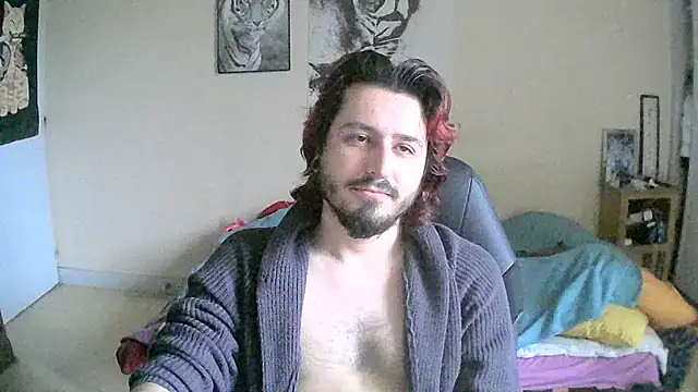 Snapshot of kevinmillas chatting on 12.29.24 kevinmillas online show from 12.29.24