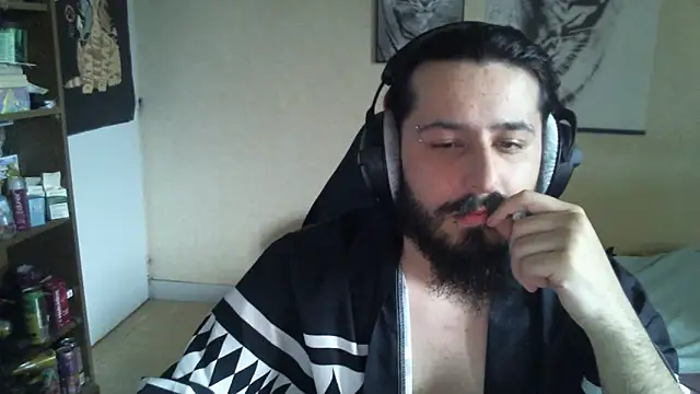 Snapshot of kevinmillas chatting on 03.05.26 kevinmillas online show from 03.05.26