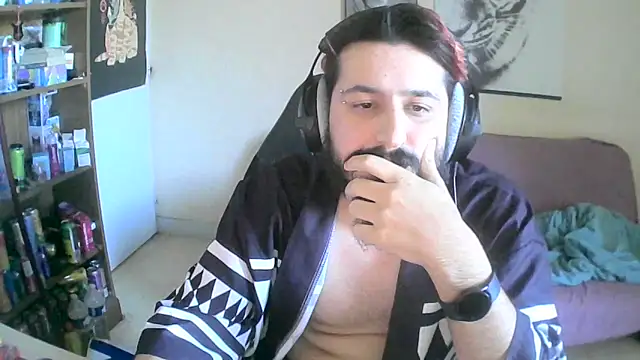 Snapshot of kevinmillas chatting on 03.20.26 kevinmillas online show from 03.20.26