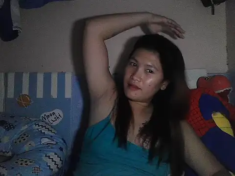 Snapshot of leamorena chatting on 02.10.26 leamorena online show from 02.10.26