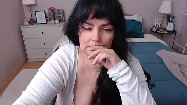 LeveMe2Nightt online show from 11.25.25