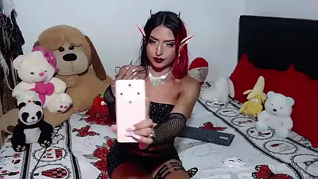 Snapshot of crss_2020 chatting on 11.22.25 crss 2020 online show from 11.22.25