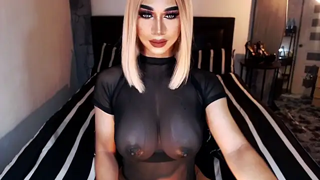 Snapshot of MassiveCockxMistress chatting on 06.30.26 MassiveCockxMistress online show from 06.30.26