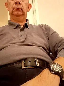 Snapshot of bigcock_marusz chatting on 11.22.25 bigcock marusz online show from 11.22.25