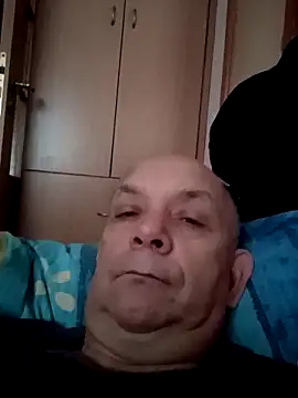 Snapshot of bigcock_marusz chatting on 12.02.25 bigcock marusz online show from 12.02.25