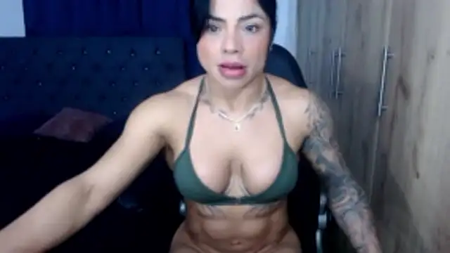 beautifulunna  online show from 06.12.26