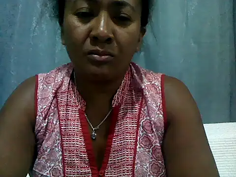 Snapshot of sexyladii chatting on 06.18.26 sexyladii online show from 06.18.26