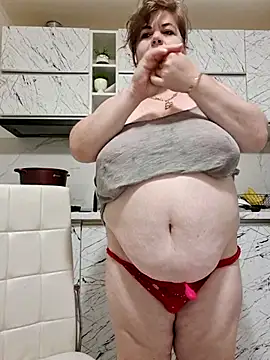 Snapshot of cindybbwsquirt chatting on 08.02.26 cindybbwsquirt online show from 08.02.26