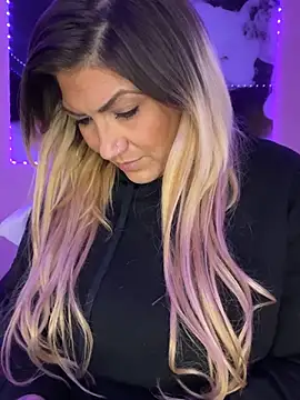 LittleMissEeve online show from 03.03.25