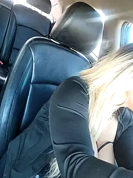 LittleMissEeve online show from 03.22.25