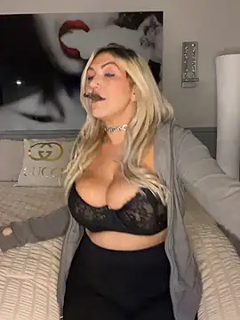 LittleMissEeve online show from 10.22.25