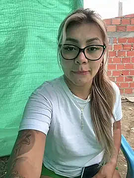 Snapshot of DIANITA_1988 chatting on 03.13.25 DIANITA 1988 online show from 03.13.25