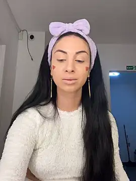 MeganHopeX online show from 01.04.25