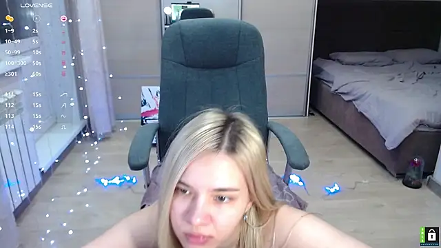 Snapshot of Lana__Nova chatting on 01.24.25 Lana Nova online show from 01.24.25