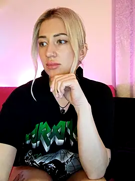 Snapshot of Fuck-Gina chatting on 02.13.26 Fuck-Gina online show from 02.13.26