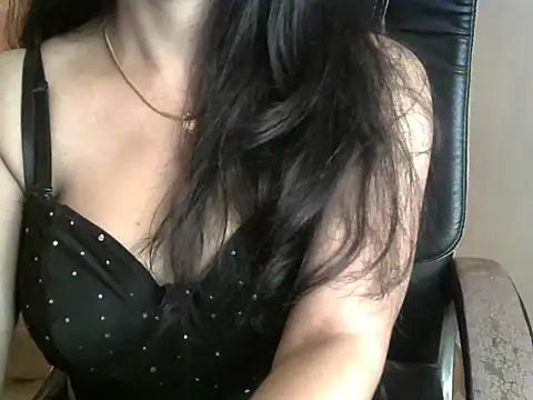Adventurous Angel online show from 12.08.24