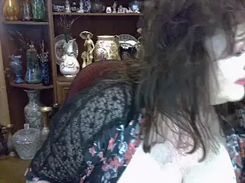 Snapshot of ElenaZed chatting on 06.18.26 ElenaZed online show from 06.18.26