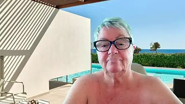 GrannyChrissy68 online show from 06.13.26