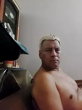 gayphotograper online show from 09.08.25